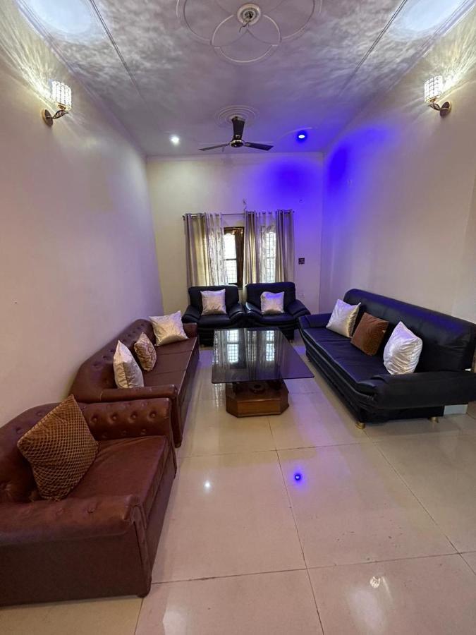 Bisht Niwas Homestay Kotdwāra Kültér fotó